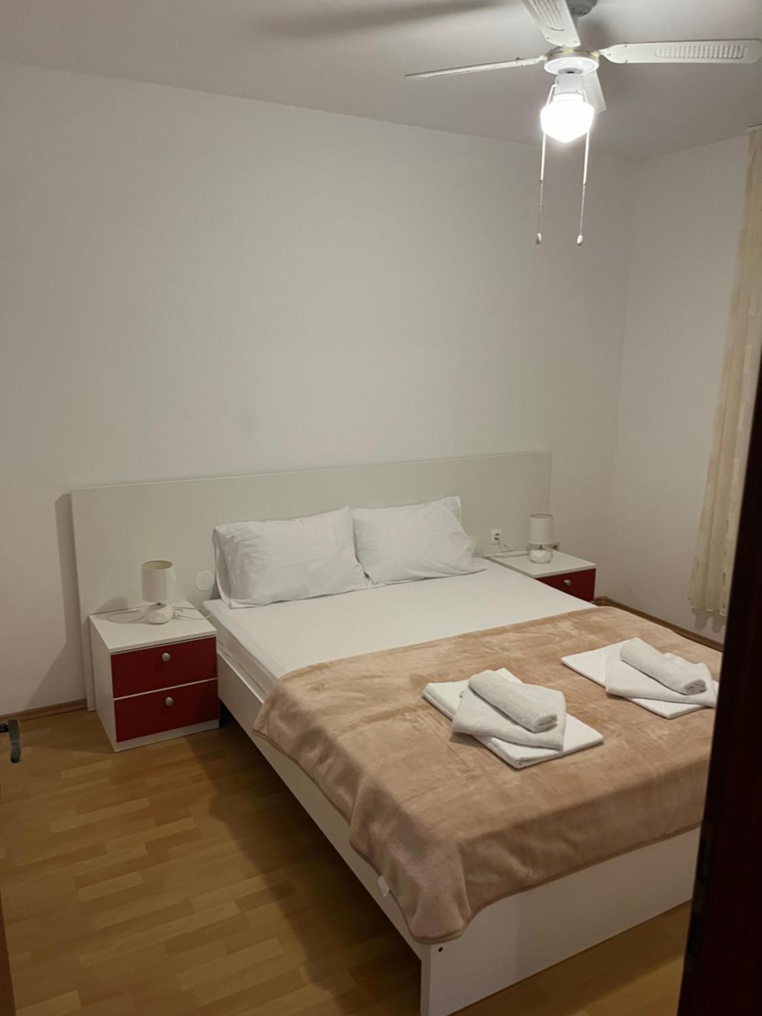 Apartments Hanka Njivice Kültér fotó